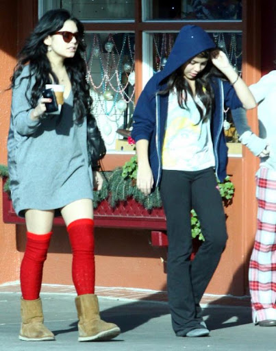 vanessa-hudgens-chandelier-shopper (22).JPG