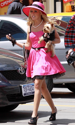 ashley-tisdale-060710-2.jpg