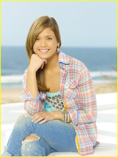 JONAS L.A. - Nicole Anderson stars as Macy on Disney Channel's "JONAS." (DISNEY CHANNEL/BOB D'AMICO)