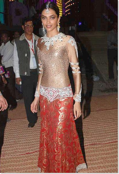 Deepika Padukone at Star Screen Awards...