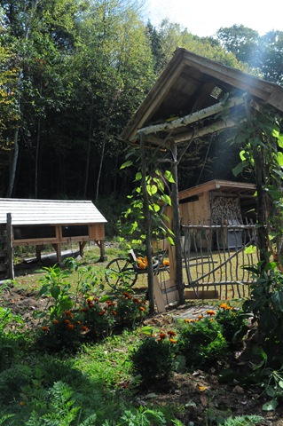 [Fall Garden_2010 10 02_2869[1].jpg]