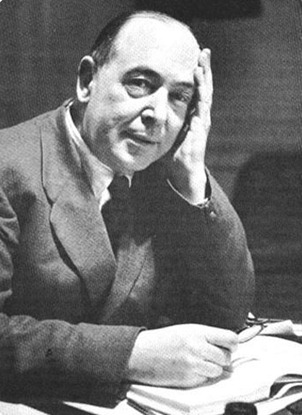 C.S. Lewis reading C.S. Lewis reading