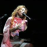 TORI AMOS