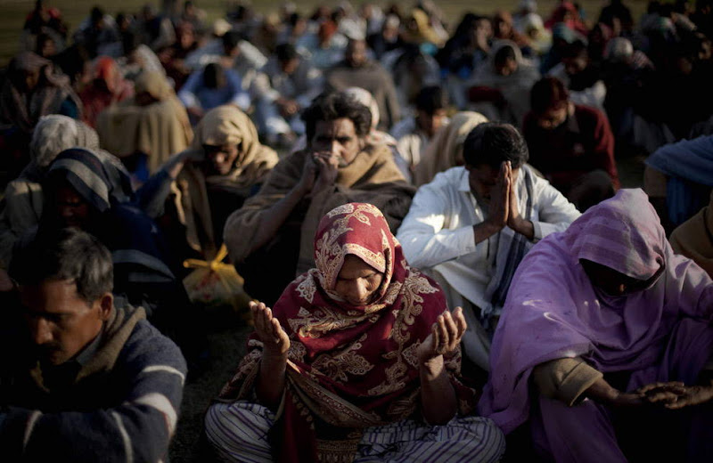 View Larger Image. Current:800x520 Available:990x644 Scenes from Pakistan