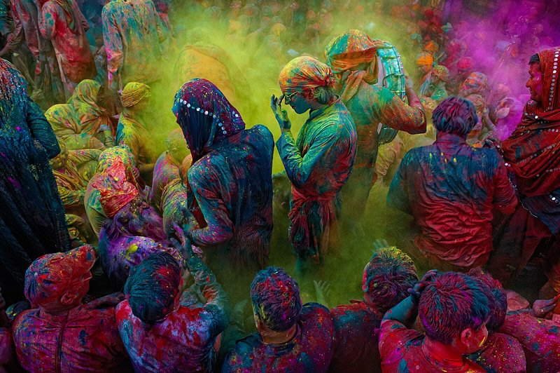 PHOTOS By Poras Chaudhary: Colors of India