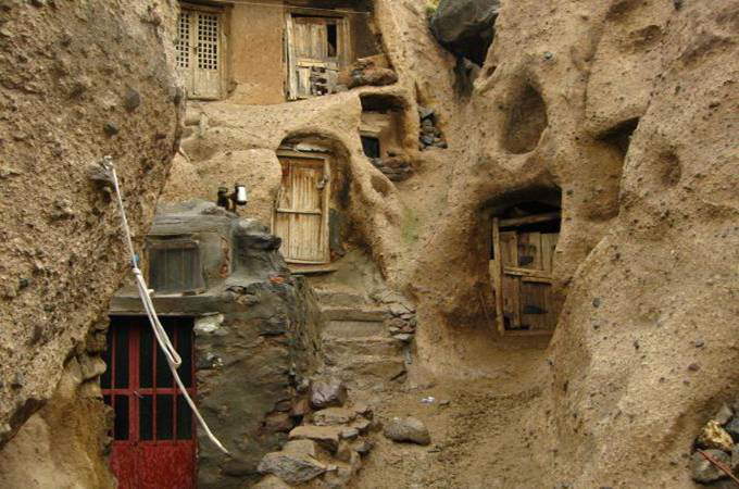 Unique Cave Houses in Iran - Carved from a Mountain