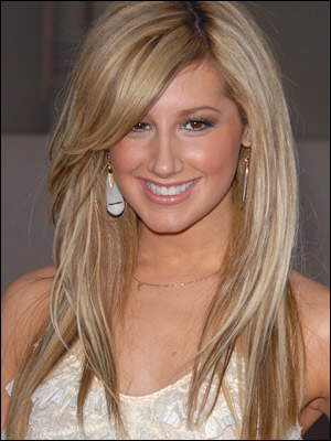 Ashley Tisdale Images