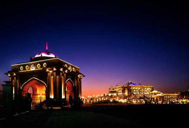 Pics of U.A.E Sultan's Palace...