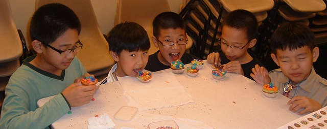 [JCMD115boyseatcake2.jpg]