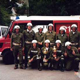 Die Wettkampfgruppe mit dem Kleinlöschfahrzeug (KLF) vom Type Mercedes Benz 310