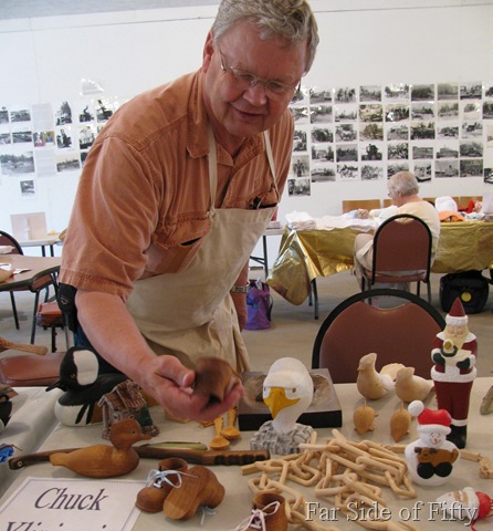 [ChuckietheCarver10.jpg]