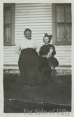Mrs Anderson with Elsie Glander Mrs Anderson with Elsie Glander