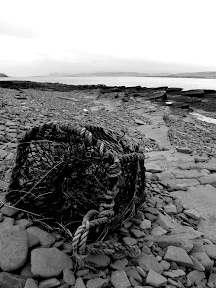 A lost creel on Hoy Beach (waiting for the tide in Burra Sound)
