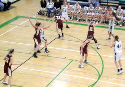 Pella works the ball around the arc
