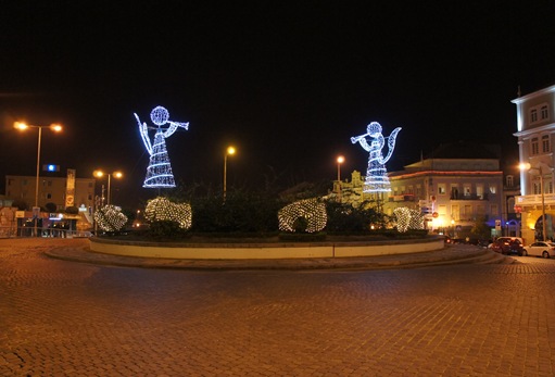 aveiro - Natal 2010 - rotunda - anjos - 2