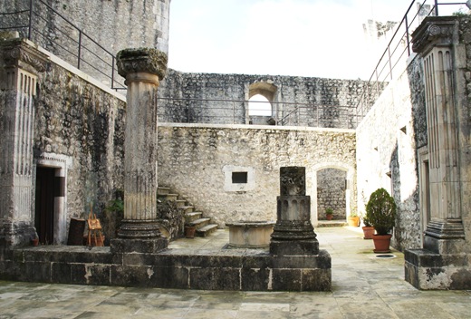 Porto de Mós - Castelo - interior