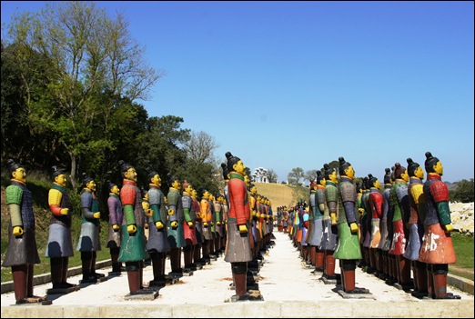 Buddha Eden - exercito em terracotta.7 Buddha Eden - exercito em terracotta.7