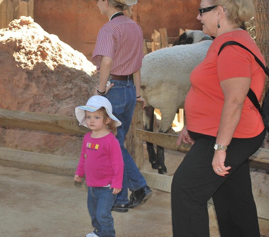 [11-01 Keelie and Nanny A[4].jpg]