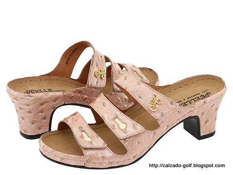 Shoe footwear:shoe-837493