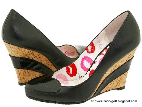 Shoe footwear:shoe-837733
