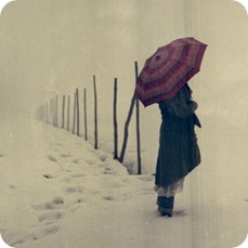 mujer-nieve-paraguas