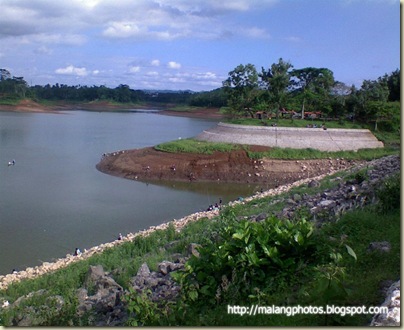 bendungan karang kates