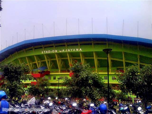 [Malang Gajayana Stadium Front[3].jpg]