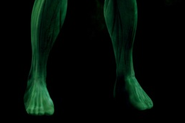 [ryan-reynolds-green-lantern-costume-toes[5].png]