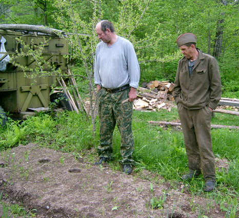 Tiger track after its night visit of village in Sinyi