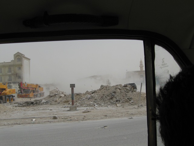[Garbage City 066[3].jpg]