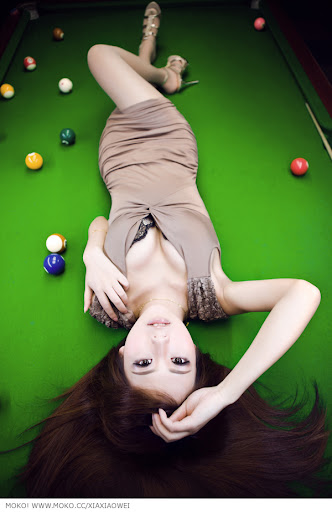 Playing Pool with Xia Xiao Wei