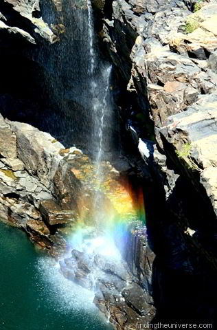 [RainbowinwaterfallsMitchellFallsWest[5].jpg]