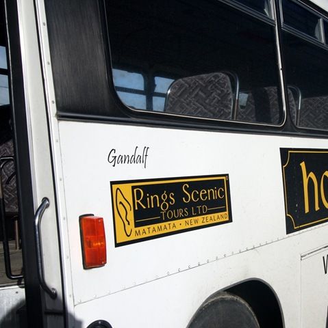 [HobbitonBus4.jpg]