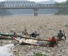 china_river_plastic