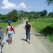 giving hotdogs in Munoz Batey (84).jpg