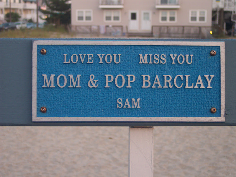 Love you     Miss youMom & Pop BarclaySam