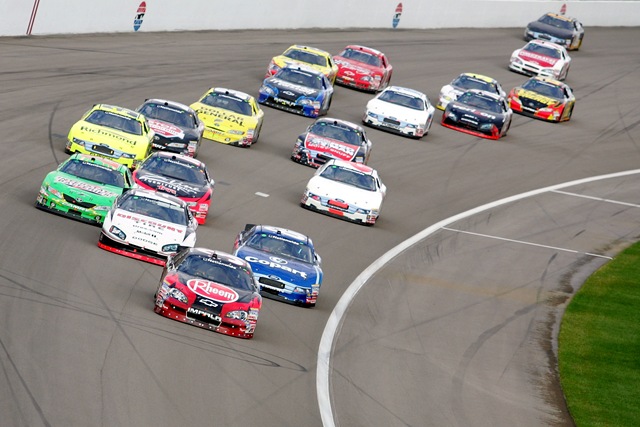 [2010 Las Vegas NNS racing action[3].jpg]