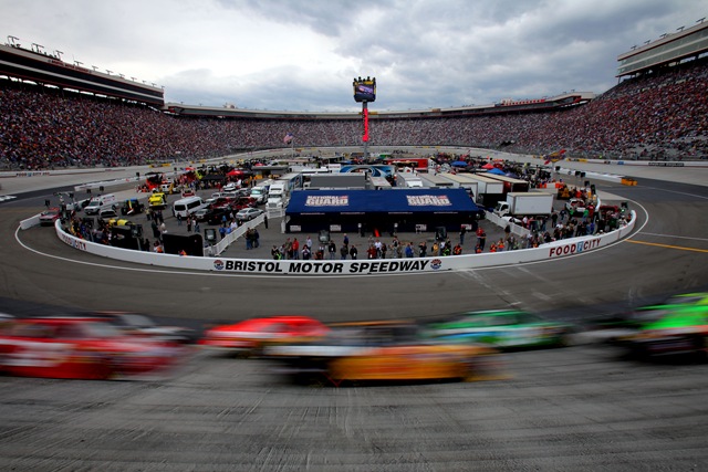 [2010 Bristol Mar NSCS view of track[3].jpg]