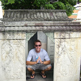 075 Sept 2006 Bangkok, Thailand Wat Po.JPG