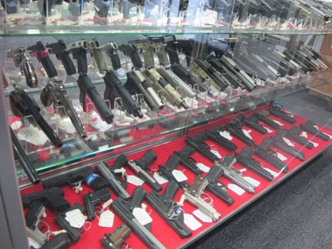 [loja de armas (43)[3].jpg]