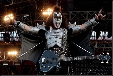 Gene-Simmons-of-Kiss--002