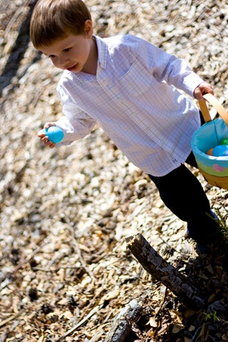 [Easter_2010_3834_edited-1[6].jpg]