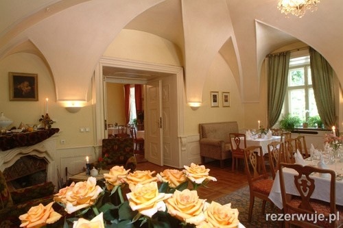 [Restauracja[2].jpg]