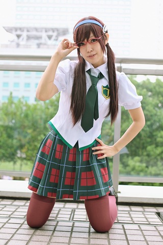 [makinami-mari-school-05[2].jpg]