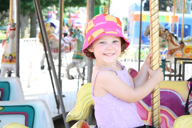 [Carnival and Dirt 7.9.10 011[5].jpg]