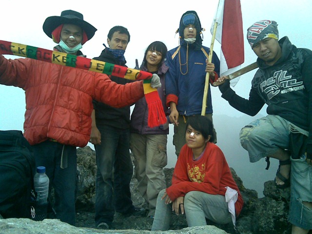[071120100152.jpg]