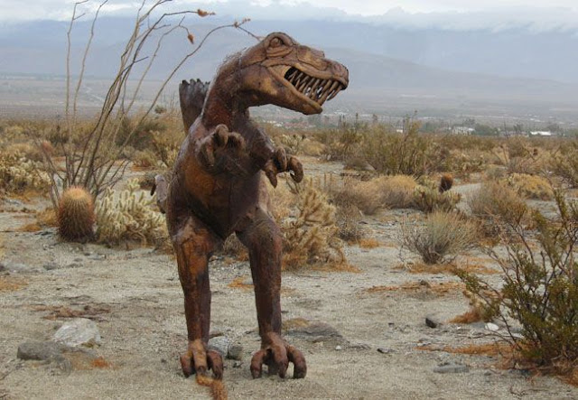 Raptor - Anza Borrego Creature Desert