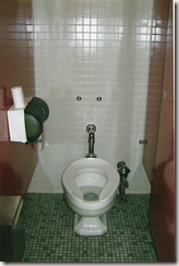 bathroom 044