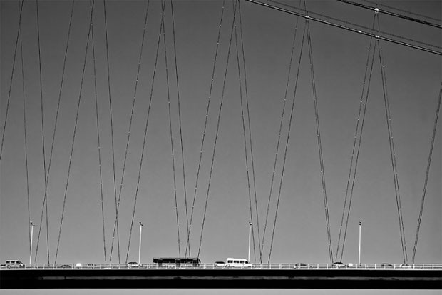 Black-and-while-bridge-photography Black-and-while-bridge-photography