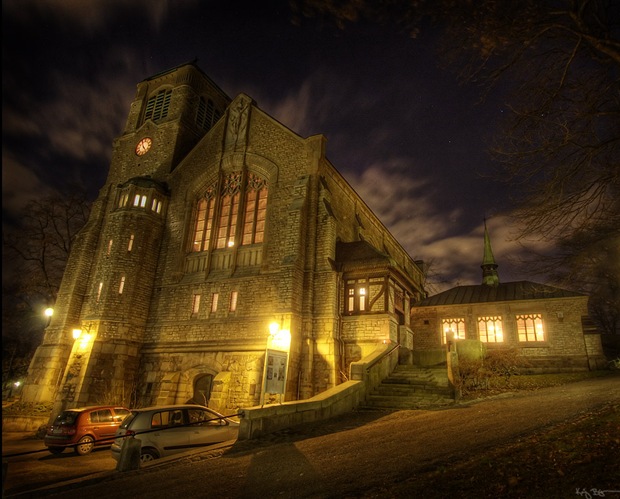 Hdr-night-and-architecture-photography-of-church